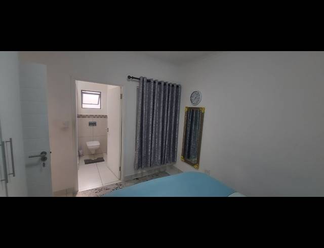 1 BEDROOM APARTMENT FOR SALE IN UMHLANGA RIDGE
